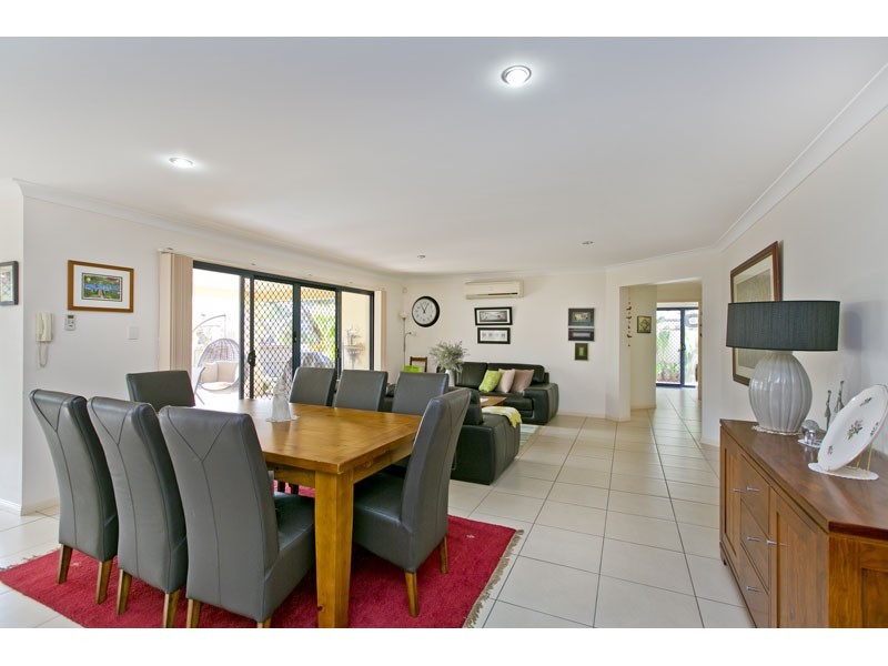 28 Whepstead Ave, Wellington Point QLD 4160