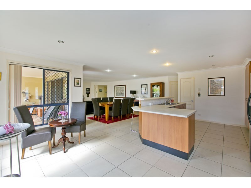 28 Whepstead Ave, Wellington Point QLD 4160