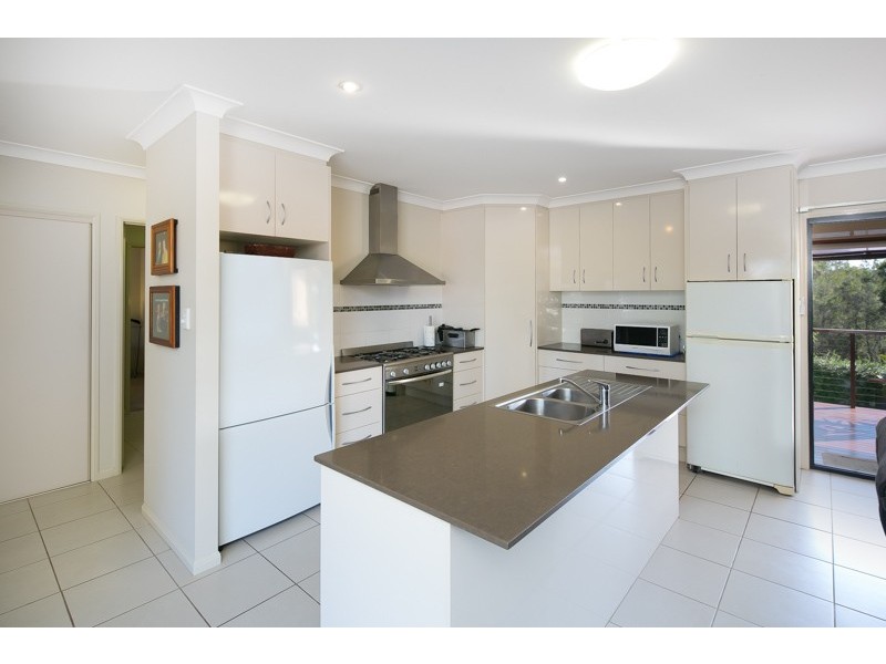 10 Bay Drive, Russell Island QLD 4184