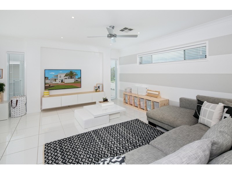 57 Waterville Drive, Thornlands QLD 4164