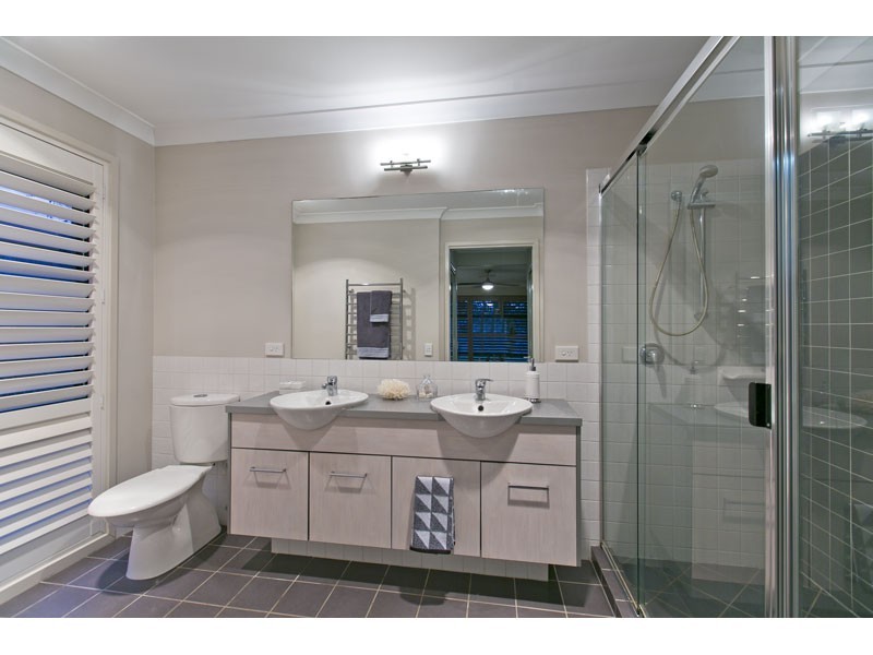 17 Whitby Place, Thornlands QLD 4164