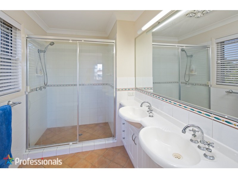 36 Zephyr Court, Birkdale QLD 4159