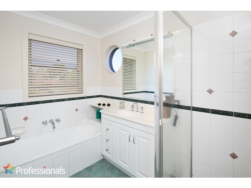 36 Zephyr Court, Birkdale QLD 4159