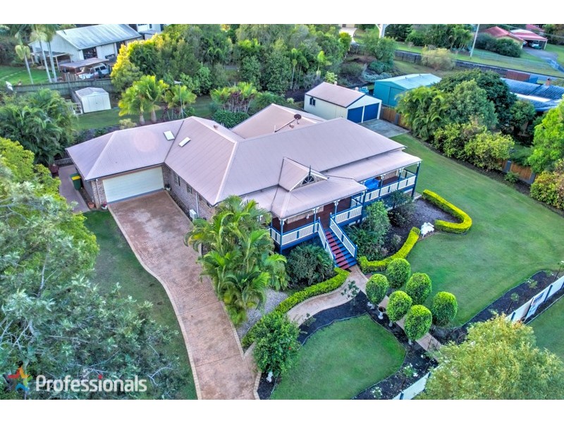 15 Kalmia Drive, Redland Bay QLD 4165