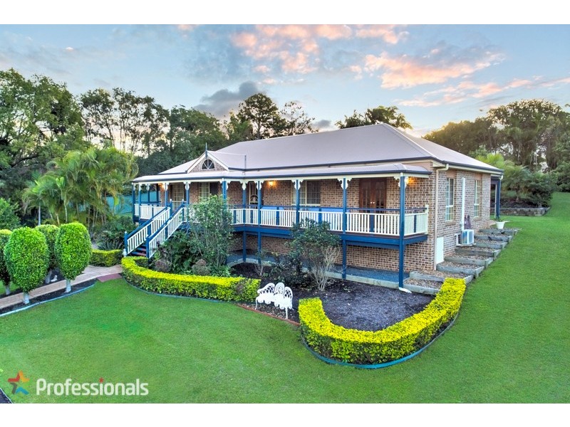 15 Kalmia Drive, Redland Bay QLD 4165
