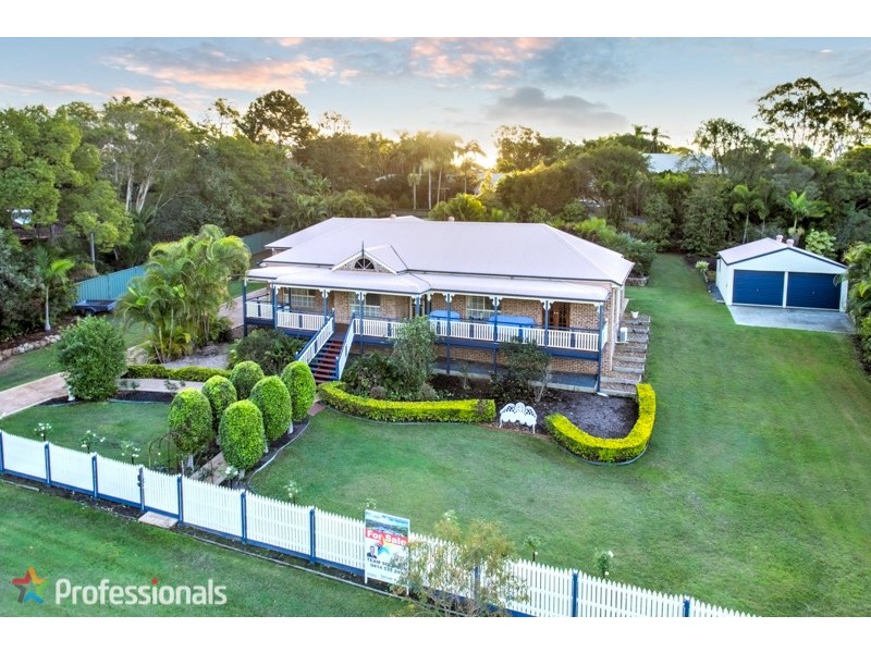 15 Kalmia Drive, Redland Bay QLD 4165