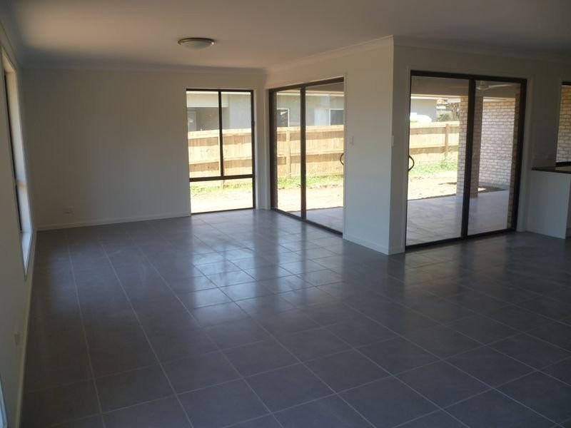 33 Byng Road, Birkdale QLD 4159