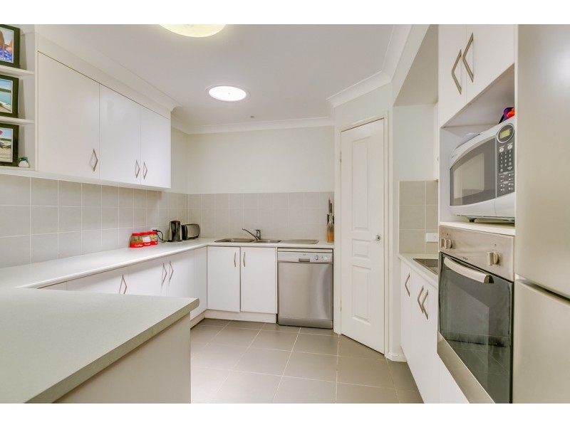 47 MacFarlan Street, Birkdale QLD 4159