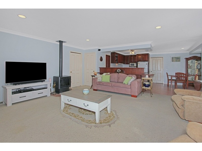 35 Calga Crescent, Catalina NSW 2536