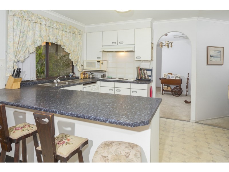 32 Melaleuca Crescent, Catalina NSW 2536