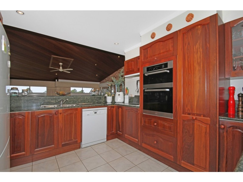 81 Vista Avenue, Catalina NSW 2536