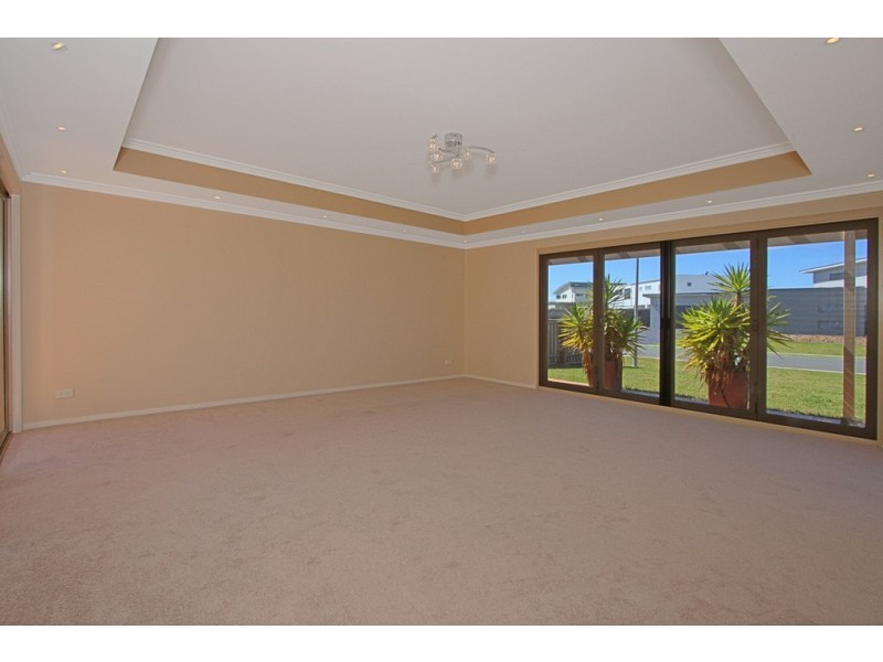 31 Bagarin Avenue, Tomakin NSW 2537