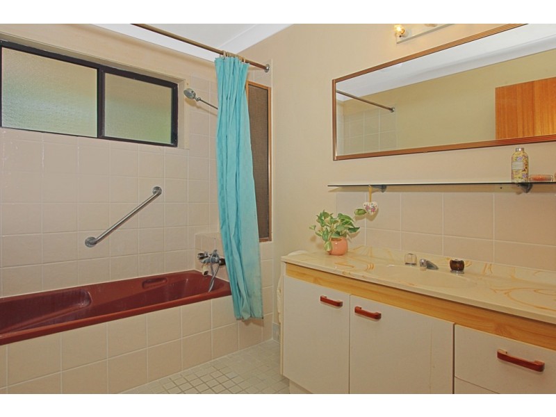 8 Sandpiper Place, Catalina NSW 2536