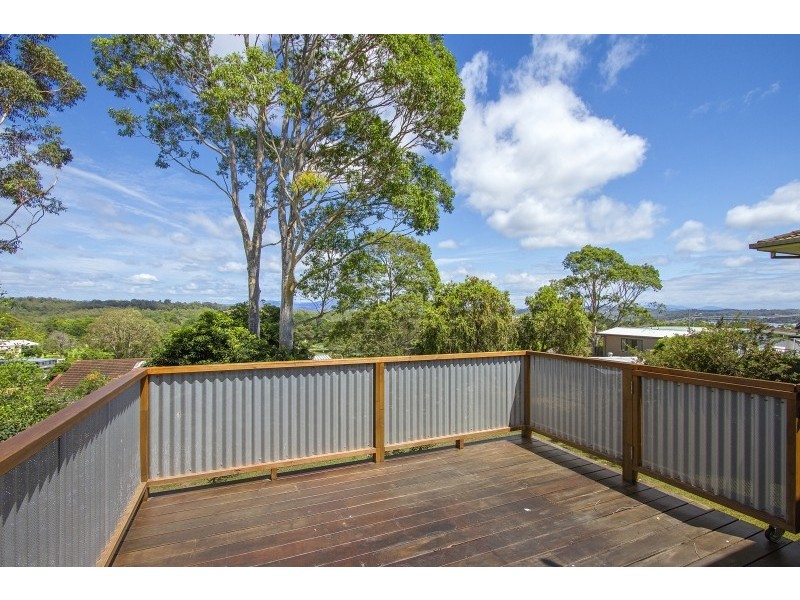 10 Riverview Crescent, Catalina NSW 2536