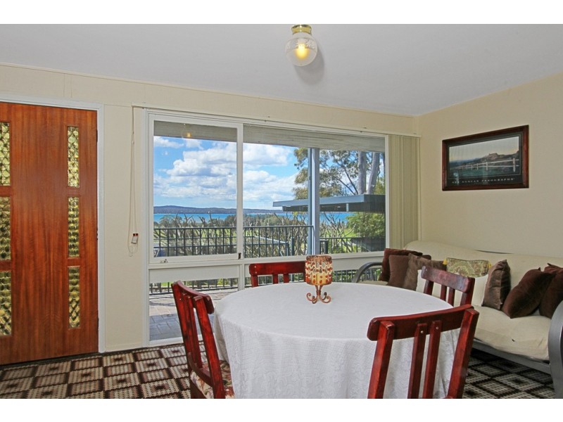 13 Ridge Street, Catalina NSW 2536