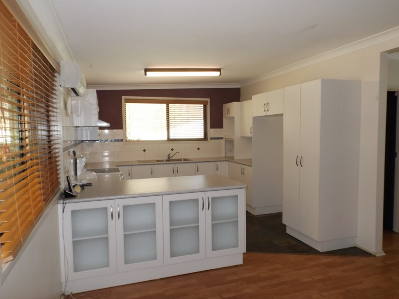 19 Clare Crescent, Batehaven NSW 2536