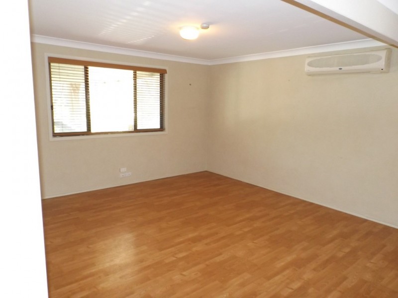 19 Clare Crescent, Batehaven NSW 2536