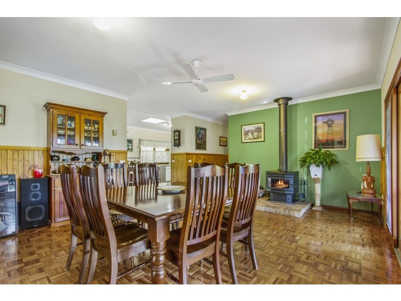 2 Kauzal Crescent, Surf Beach NSW 2536