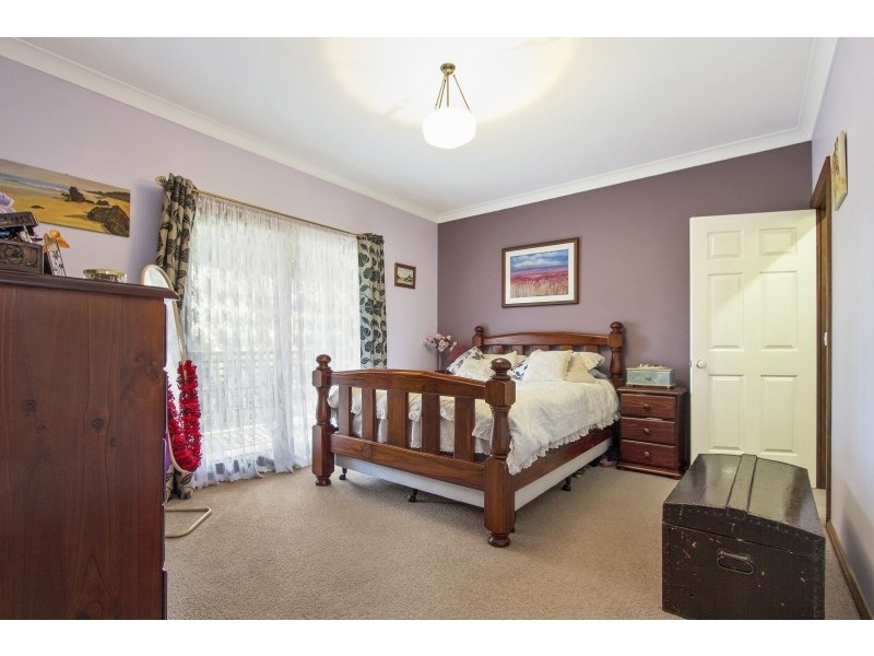 2 Kauzal Crescent, Surf Beach NSW 2536