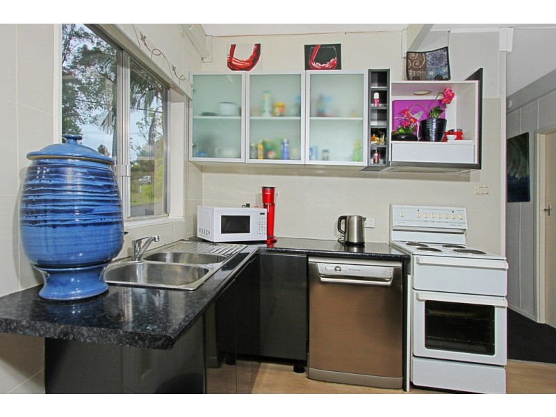 77 Palana Street, Surfside NSW 2536