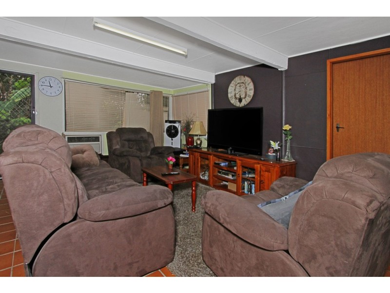 77 Palana Street, Surfside NSW 2536