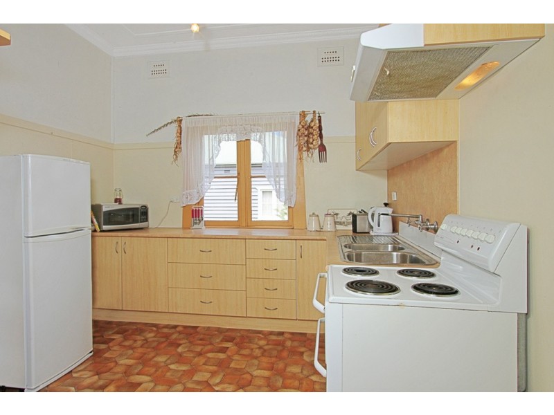 15 Bent Street, Batemans Bay NSW 2536