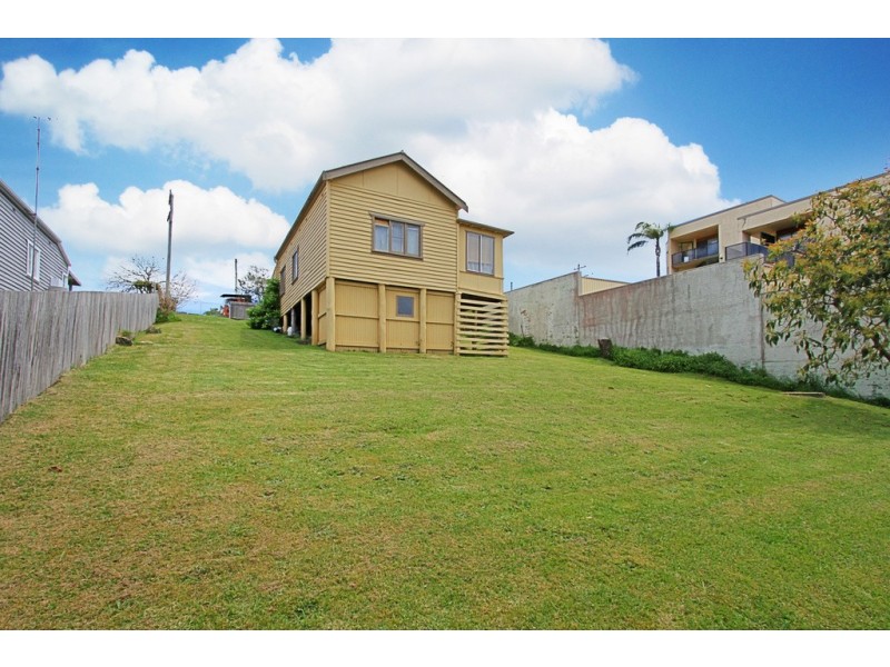 15 Bent Street, Batemans Bay NSW 2536