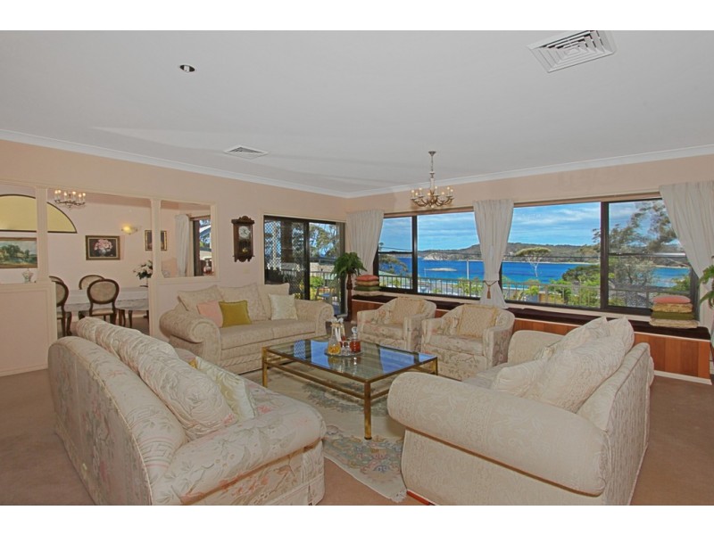 17 Denham Ave, Denhams Beach NSW 2536