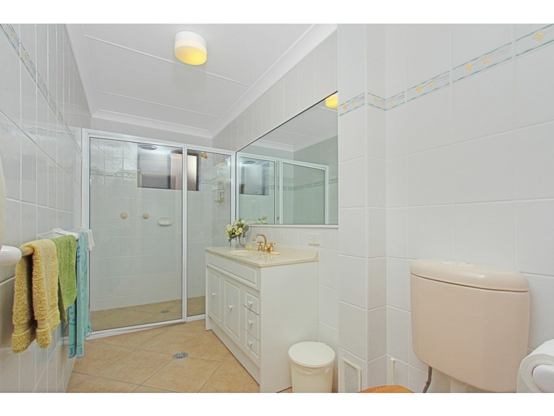 17 Denham Ave, Denhams Beach NSW 2536