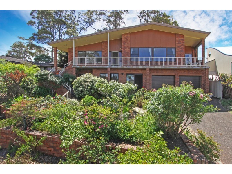 17 Denham Ave, Denhams Beach NSW 2536