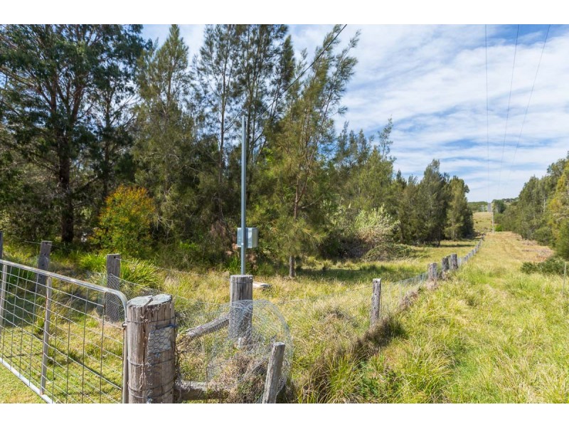 19 Munjeroo Lane, Bingie NSW 2537