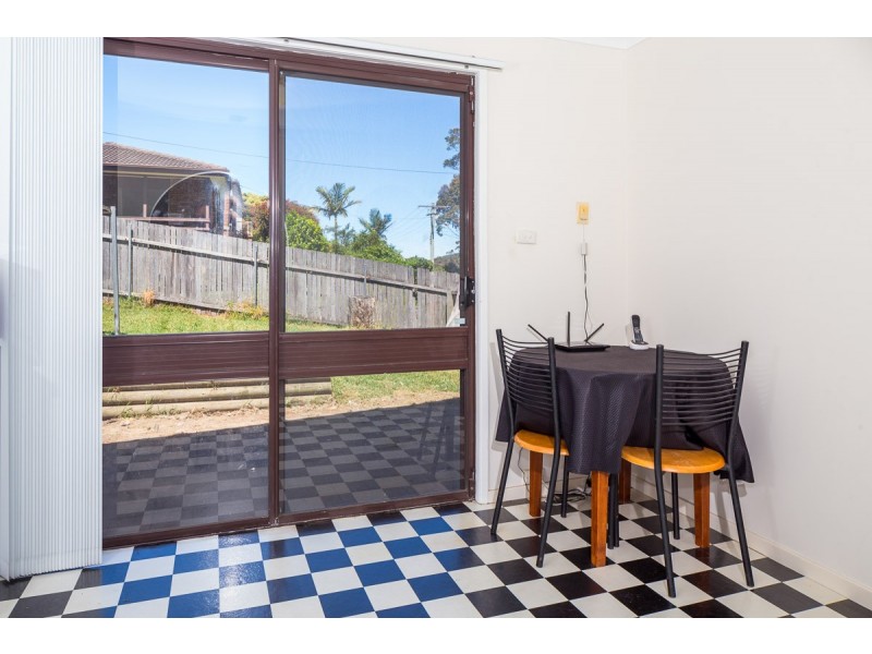 1 Berry Place, Surf Beach NSW 2536