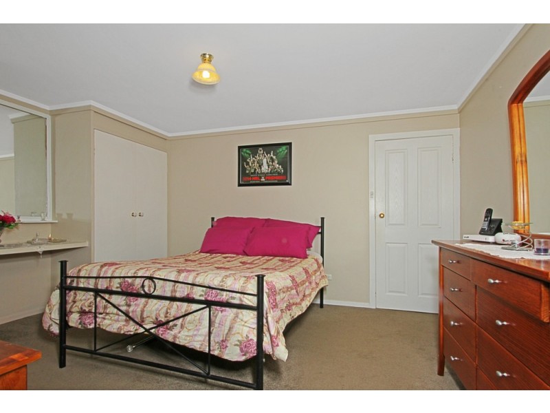 27 Tasman Street, Surf Beach NSW 2536