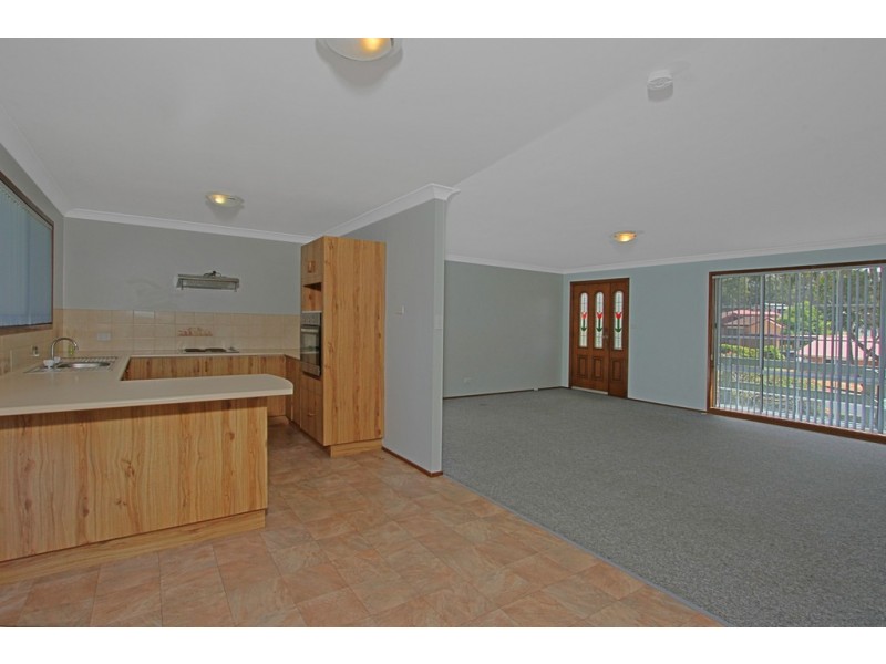 19 Wills Crescent, Denhams Beach NSW 2536