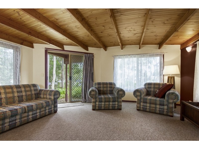 21 Fauna Avenue, Long Beach NSW 2536