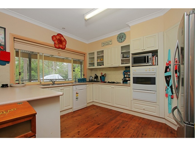 4 Tallwood Crescent, Rosedale NSW 2536