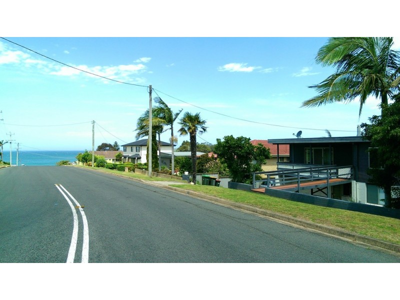 13 Batehaven Road, Batehaven NSW 2536