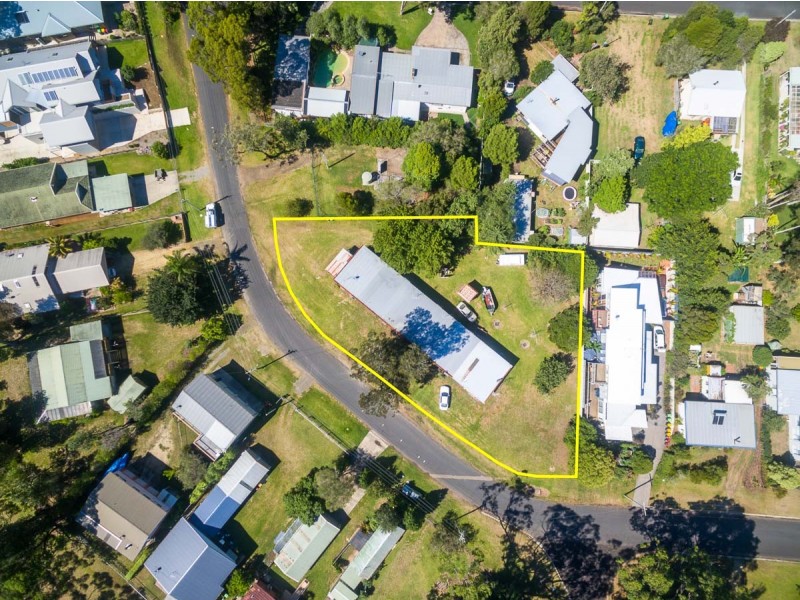 154 Annetts Parade, Mossy Point NSW 2537