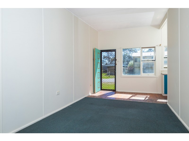 154 Annetts Parade, Mossy Point NSW 2537