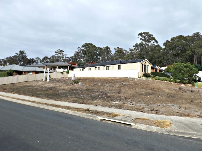 1 Dampier Place, Sunshine Bay NSW 2536