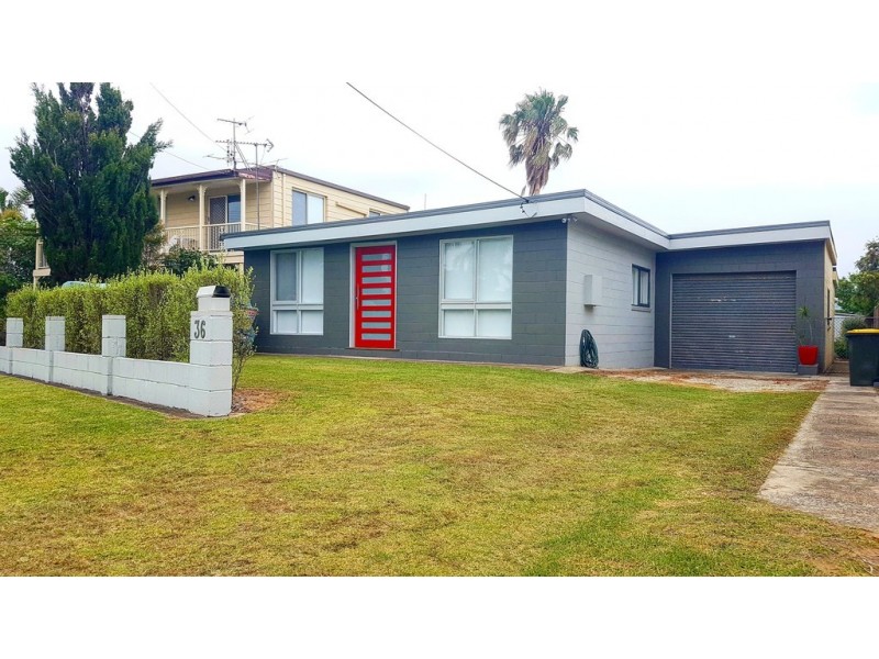 36 Deakin Parade, Tomakin NSW 2537