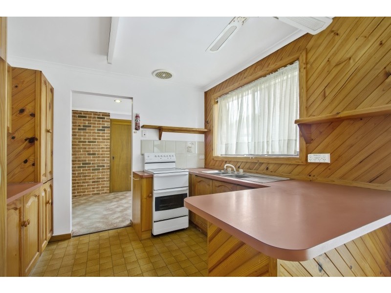 32 Cook Avenue, Surf Beach NSW 2536