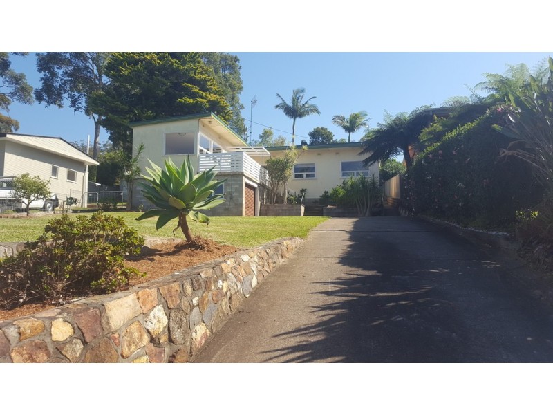 576 Beach Road, Denhams Beach NSW 2536