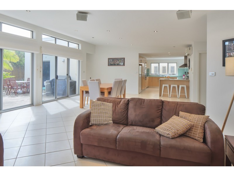 3 Batman Place, Sunshine Bay NSW 2536