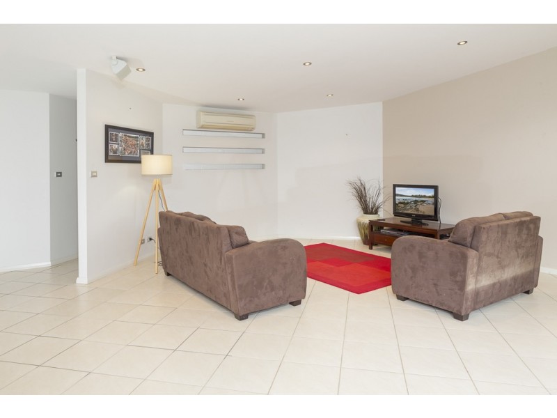 3 Batman Place, Sunshine Bay NSW 2536