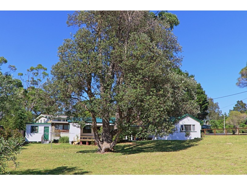 8-10 Candlagan Drive, Broulee NSW 2537