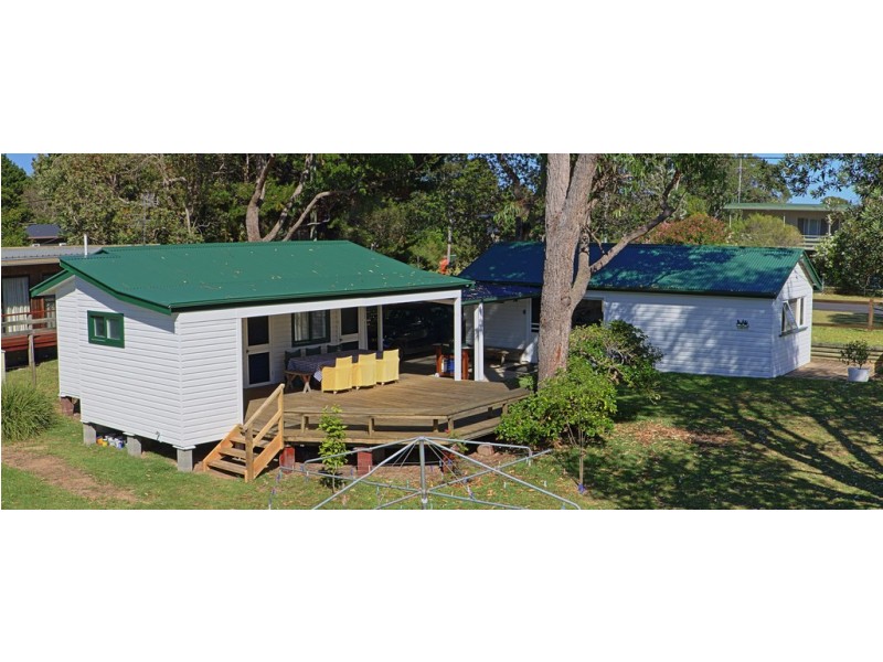 8-10 Candlagan Drive, Broulee NSW 2537