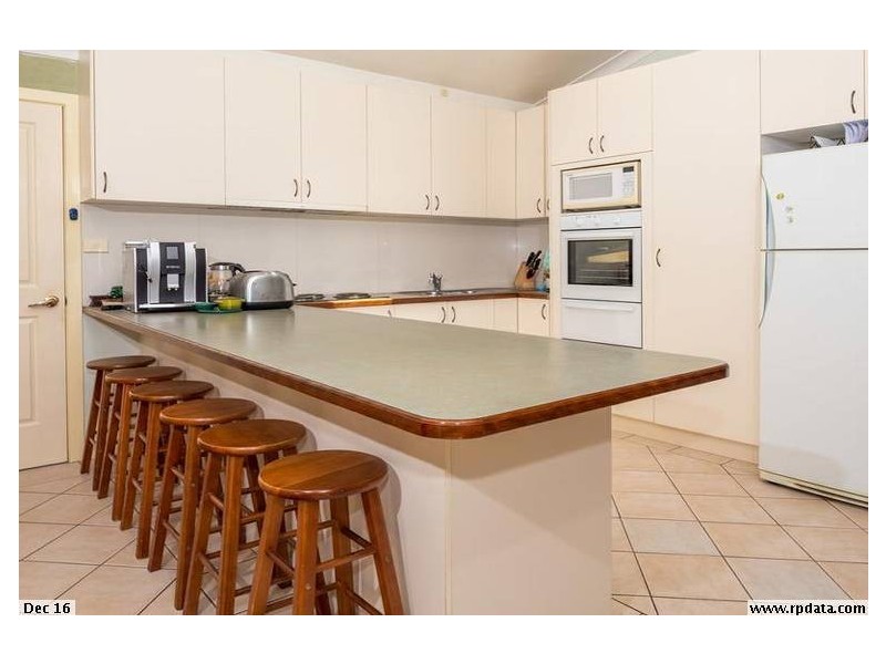 5A Palana Street, Surfside NSW 2536