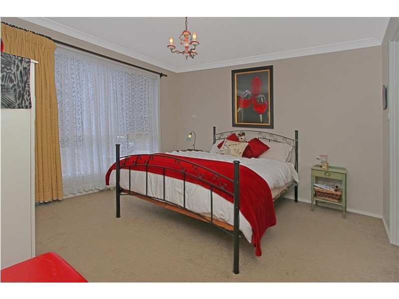 9 Northside Close, North Batemans Bay NSW 2536