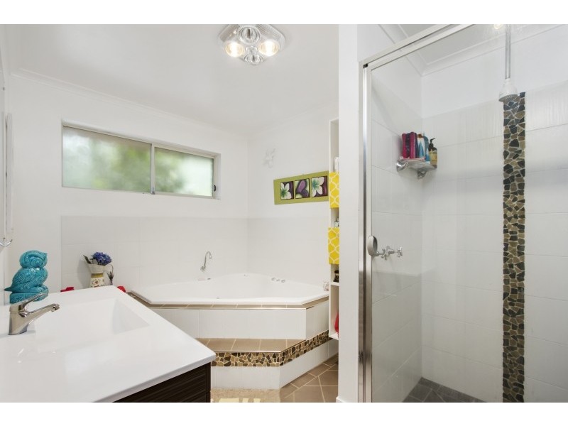 49 Belbowrie Parade, Maloneys Beach NSW 2536